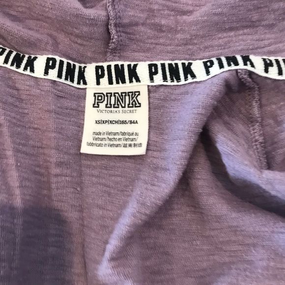 🍁50% Off Sale 🍁 Pink Hoodie - Picture 5 of 5